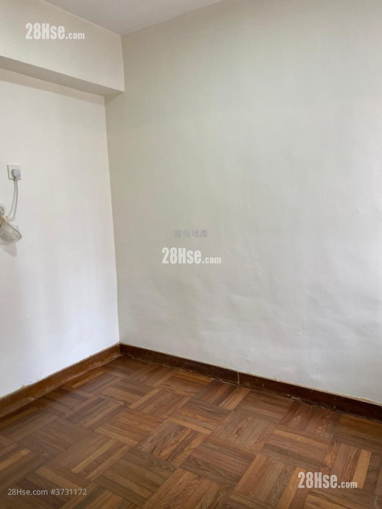 紅磡灣中心 售盤 2 房 , 1 浴室 411 平方呎