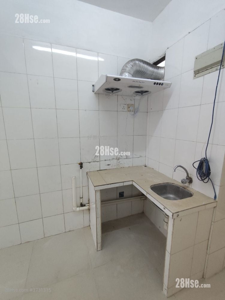 唐樓 租盤 1 房 , 1 浴室 200 平方呎