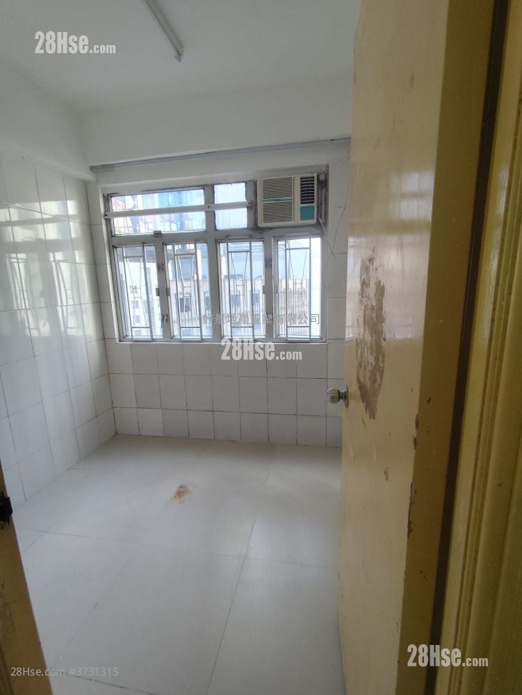 唐樓 租盤 1 房 , 1 浴室 200 平方呎