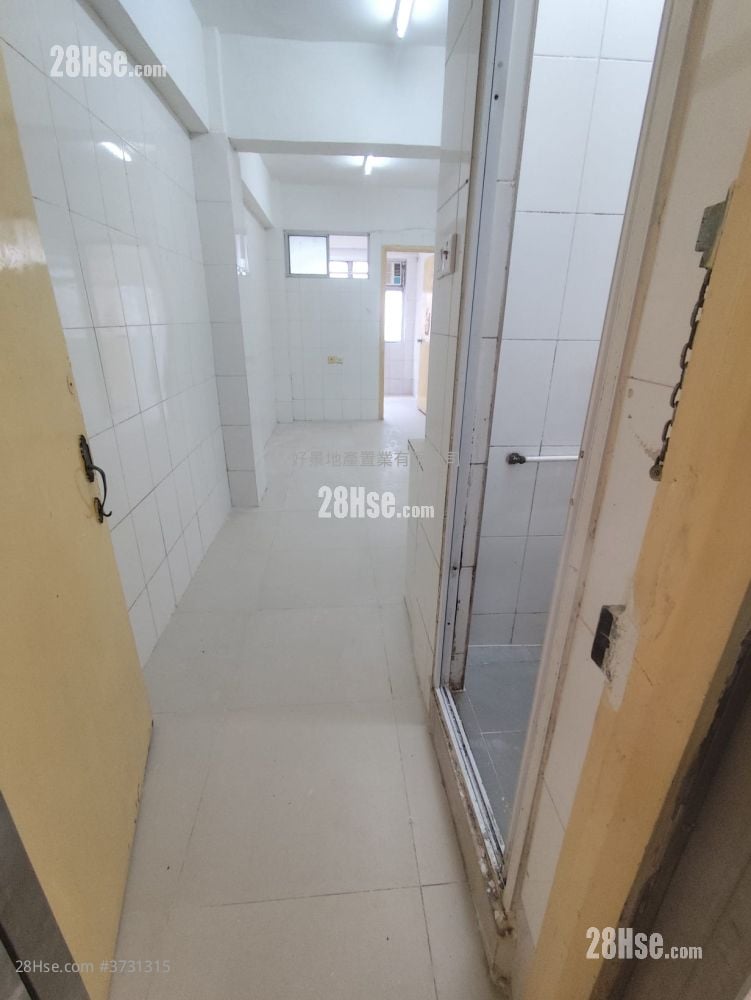 唐樓 租盤 1 房 , 1 浴室 200 平方呎