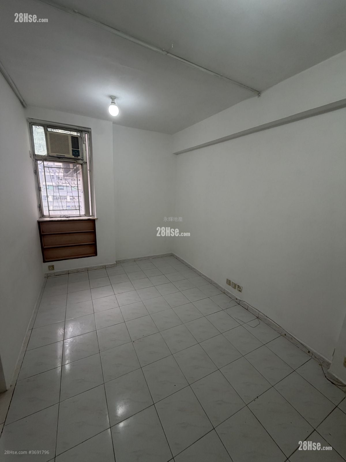 Yen Hau Mansion Sell 1 Bedroom 256 ft²