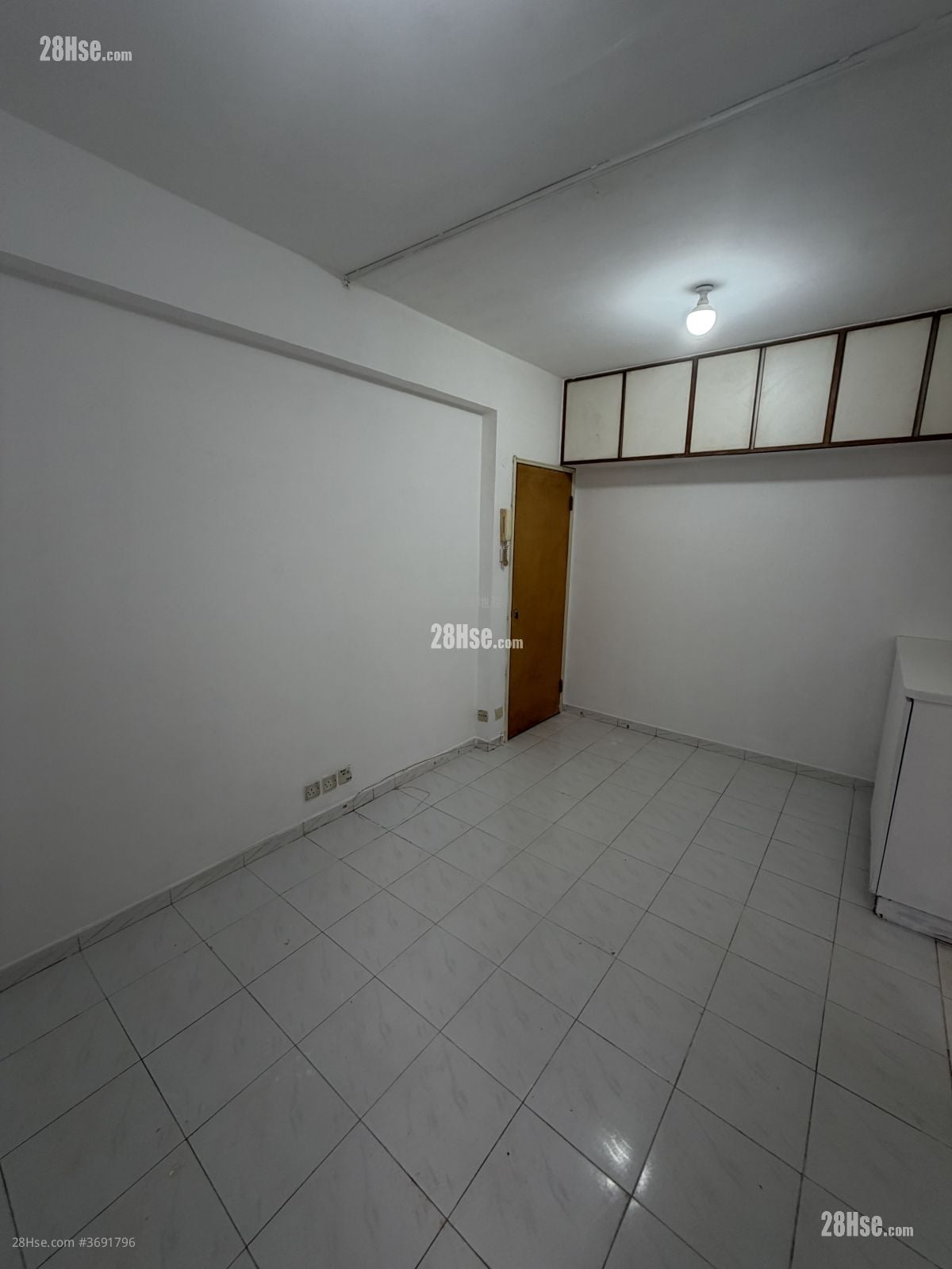 Yen Hau Mansion Sell 1 Bedroom 256 ft²