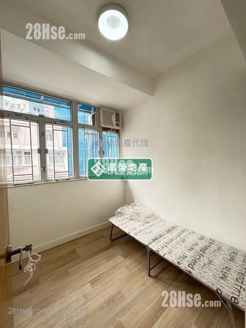 钻石楼 售盘 2 房 , 1 浴室 384 平方尺