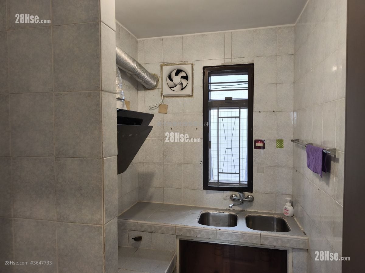 村屋 租盘 3 房 , 1 浴室 630 平方尺