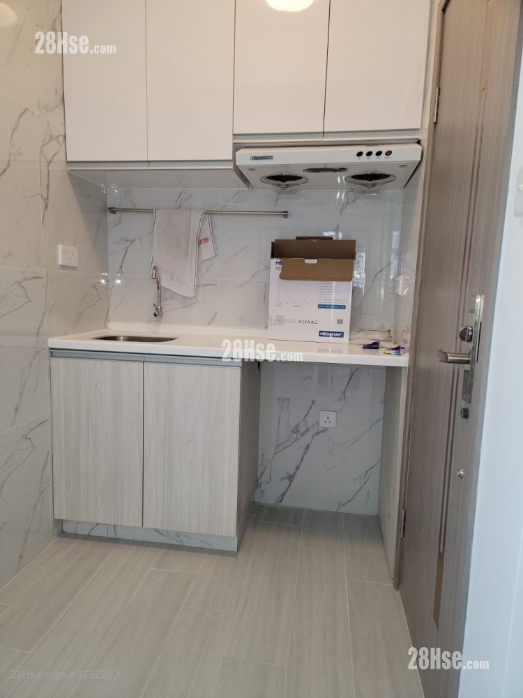 Tung Ming Mansion Sell 3 Bedrooms , 3 Bathrooms 677 ft²