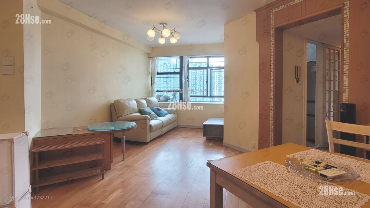 康怡花园 租盘 3 房 , 2 浴室 668 平方尺