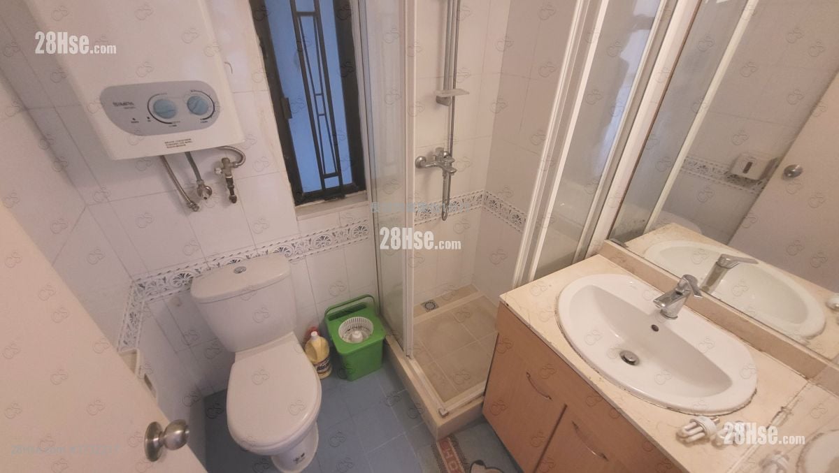 康怡花园 租盘 3 房 , 2 浴室 668 平方尺