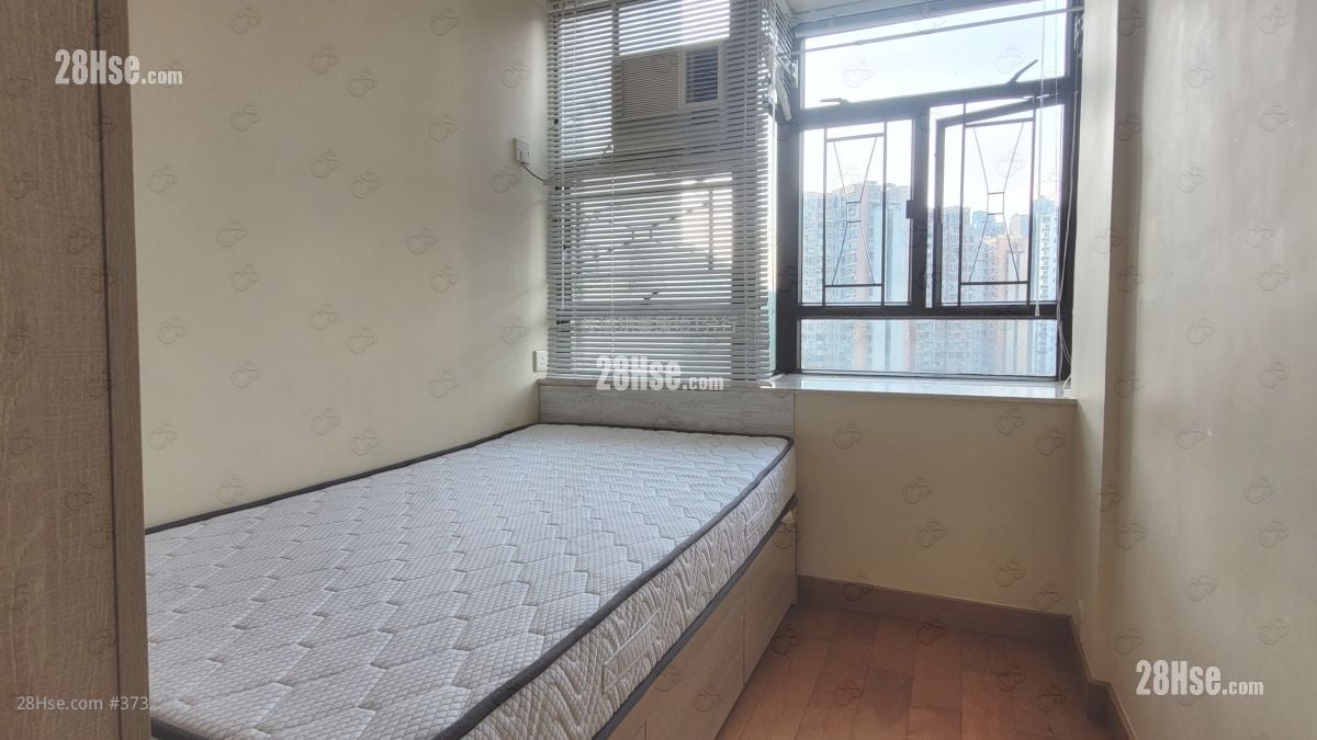 康怡花园 租盘 3 房 , 2 浴室 668 平方尺