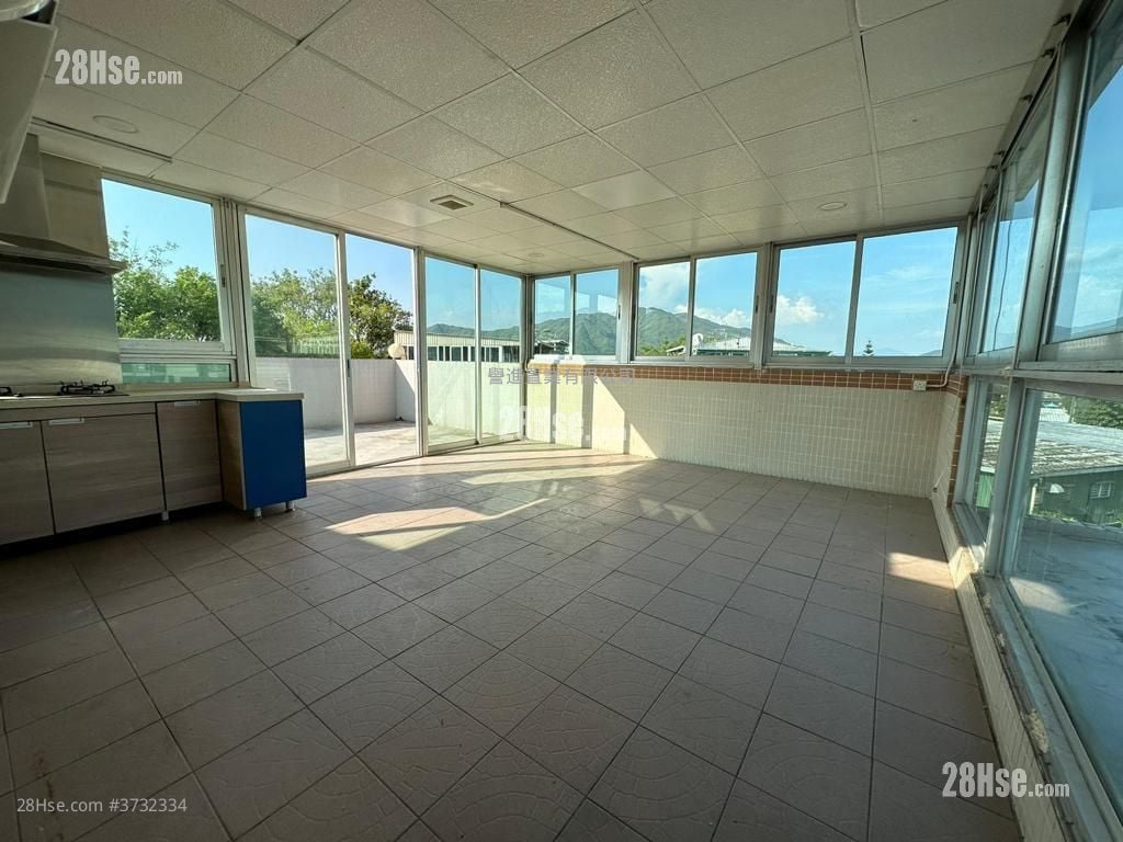 Village Rental 3 Bedrooms , 1 Bathroom 1,400 ft²