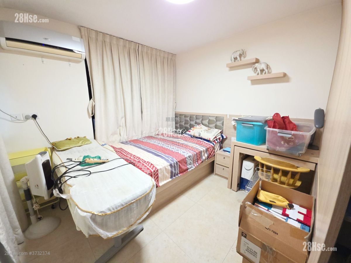 Village Sell 5+ Bedrooms , 2 Bathrooms