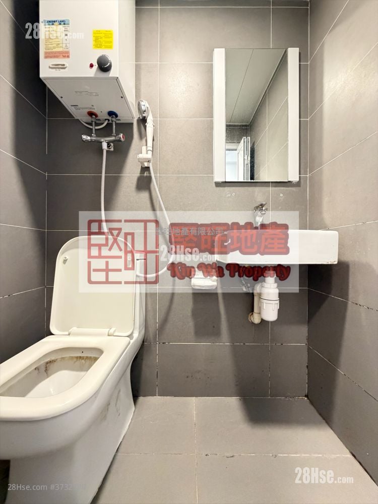 單幢樓房 租盤 開放式間隔 , 1 浴室 140 平方呎