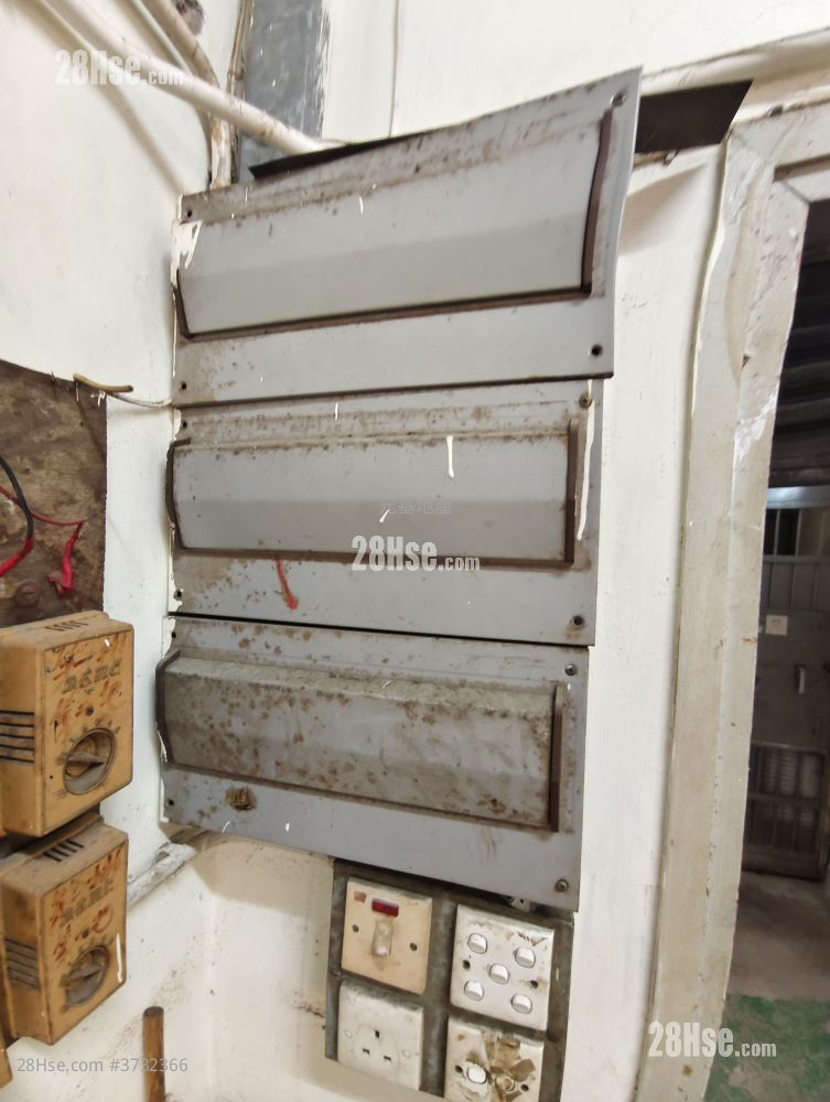 万辉工业中心 租盘 1 厕所