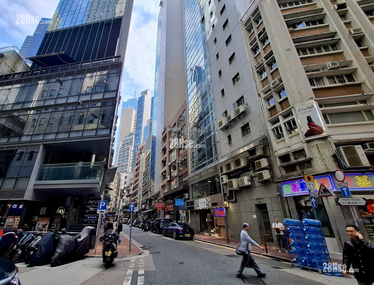 28 Hillier Street Sell 2 Bedrooms , 1 Bathroom 388 ft²