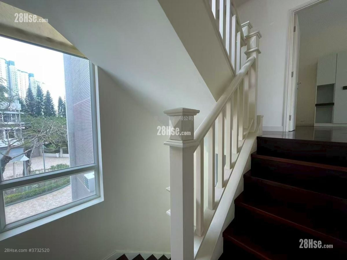 蓝天海岸 售盘 4 房 , 3 浴室 1,717 平方尺