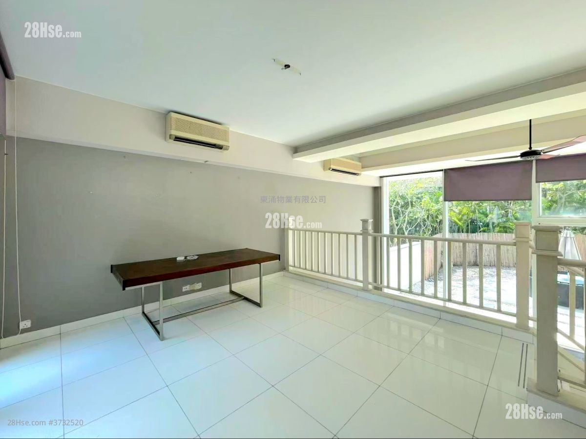 蓝天海岸 售盘 4 房 , 3 浴室 1,717 平方尺