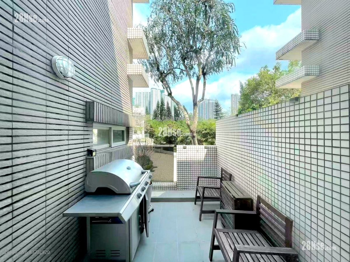 蓝天海岸 售盘 4 房 , 3 浴室 1,717 平方尺