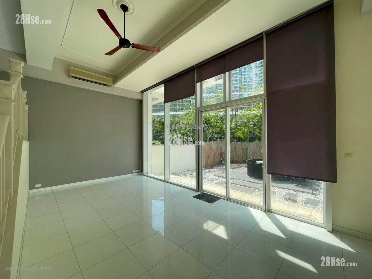 蓝天海岸 售盘 4 房 , 3 浴室 1,717 平方尺