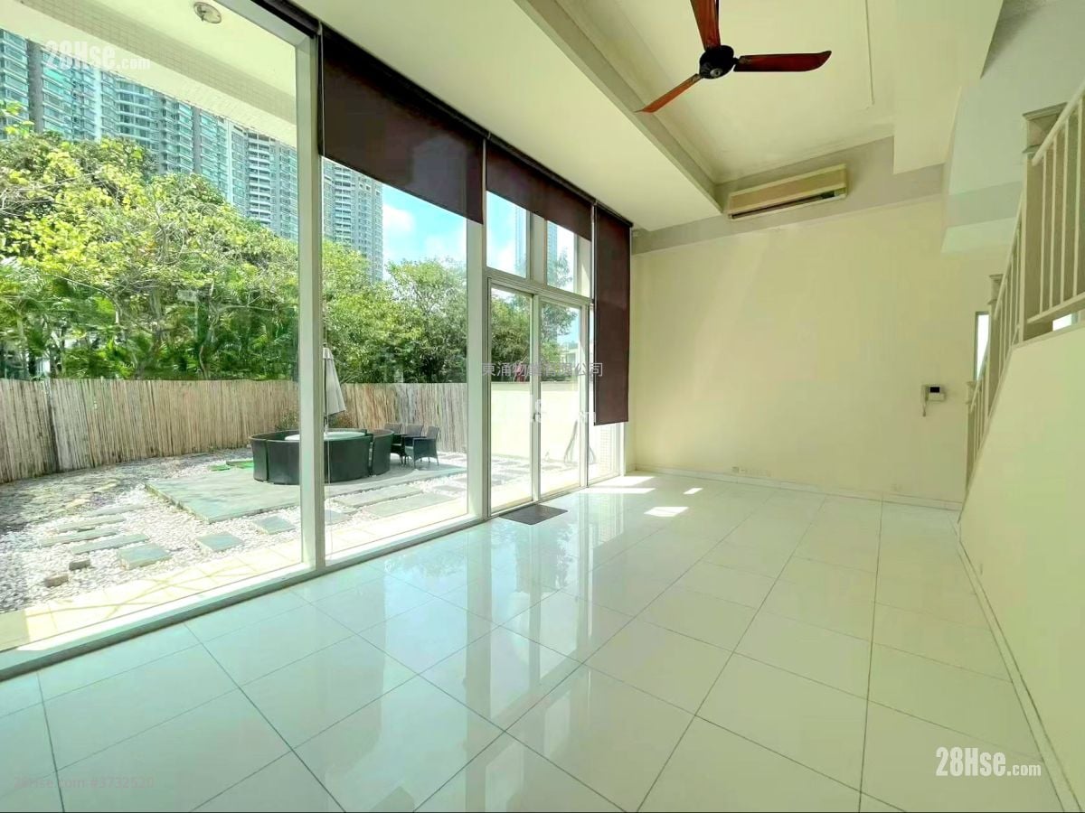 蓝天海岸 售盘 4 房 , 3 浴室 1,717 平方尺