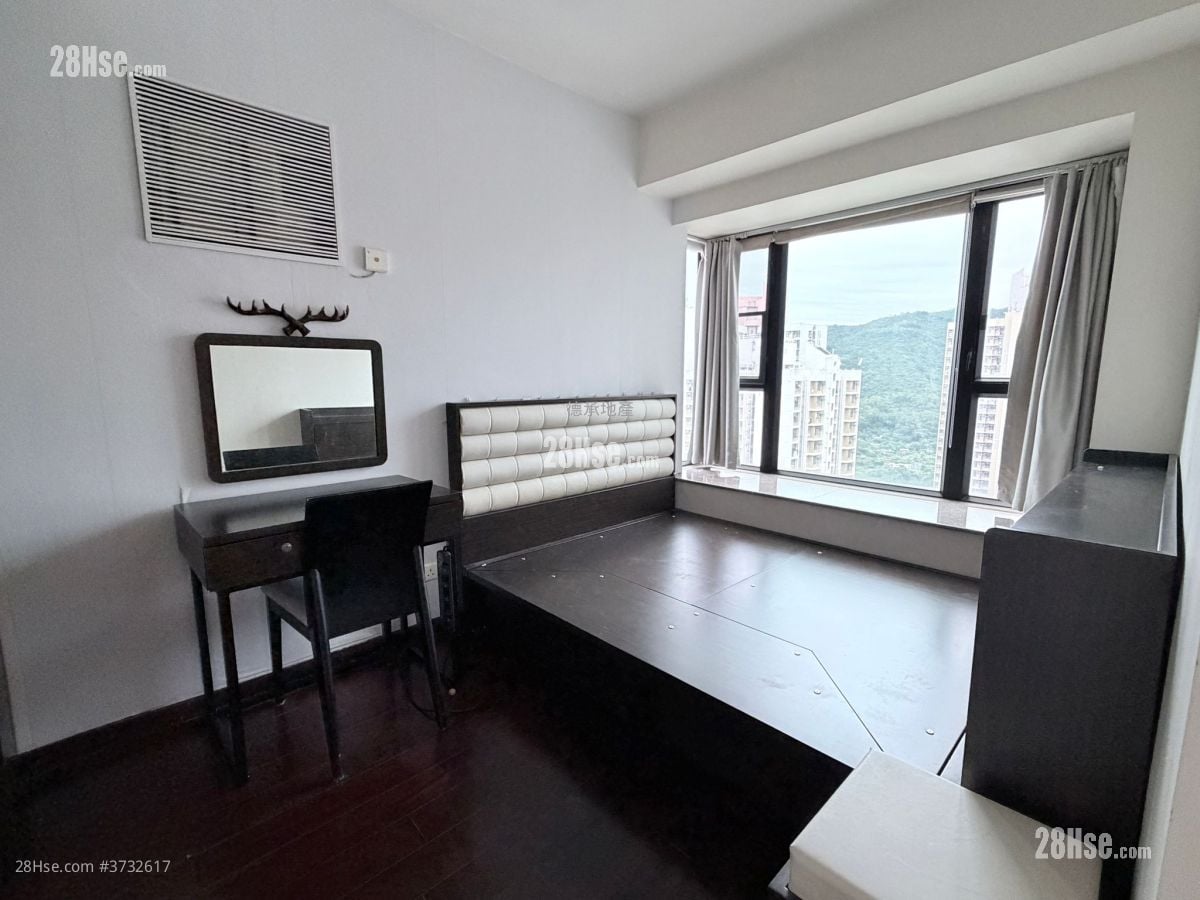 Royal Green Sell 3 Bedrooms 846 ft²