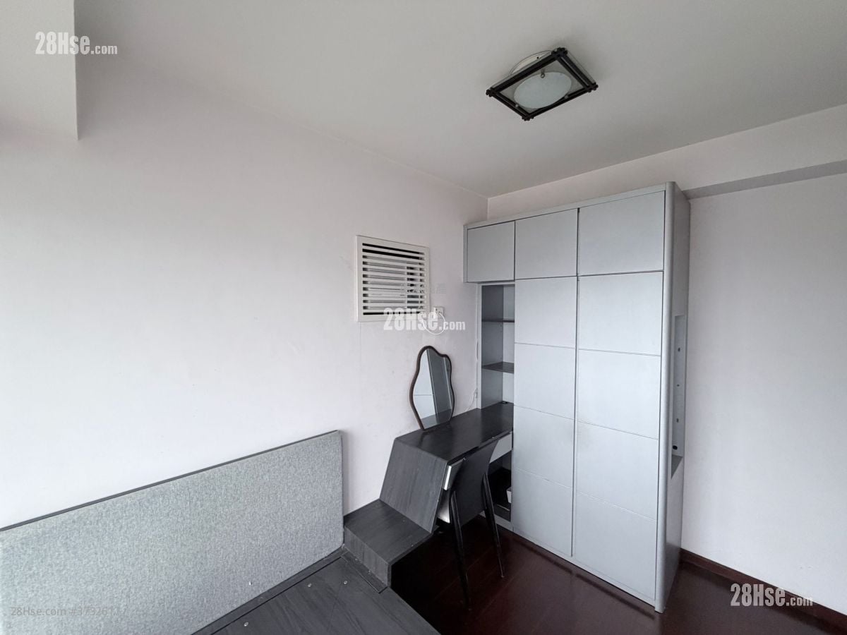 Royal Green Sell 3 Bedrooms 846 ft²