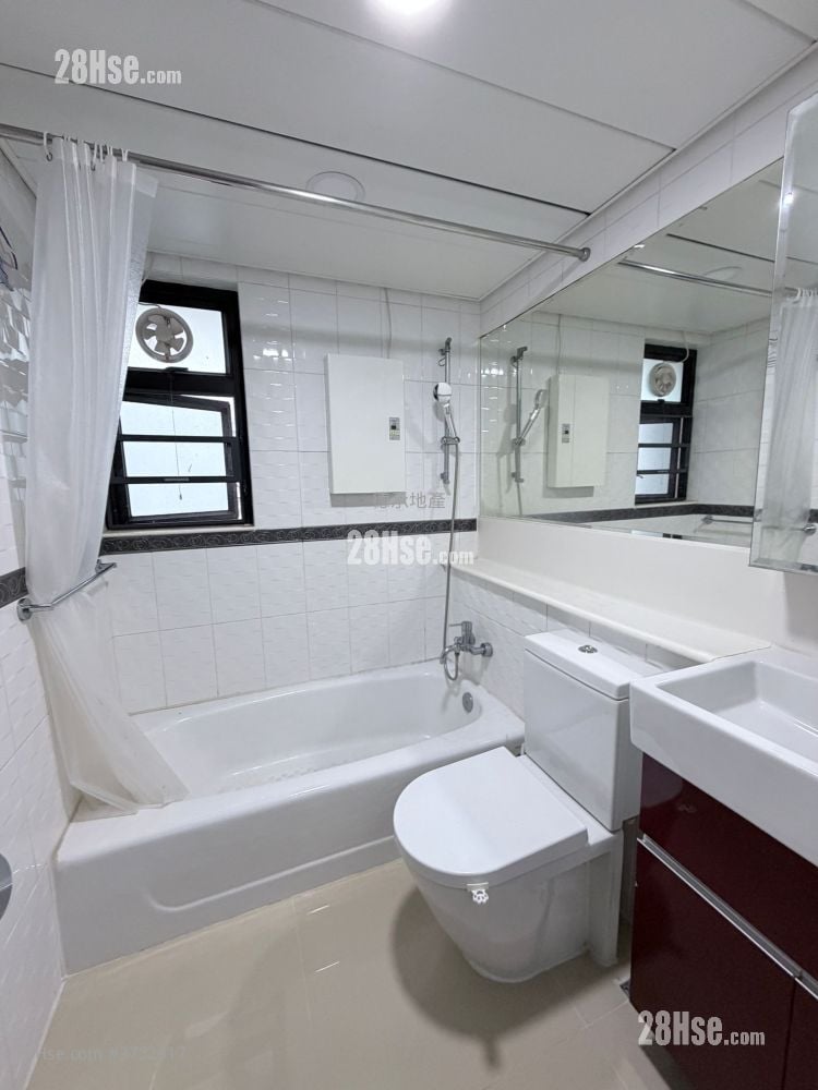 Royal Green Sell 3 Bedrooms 846 ft²