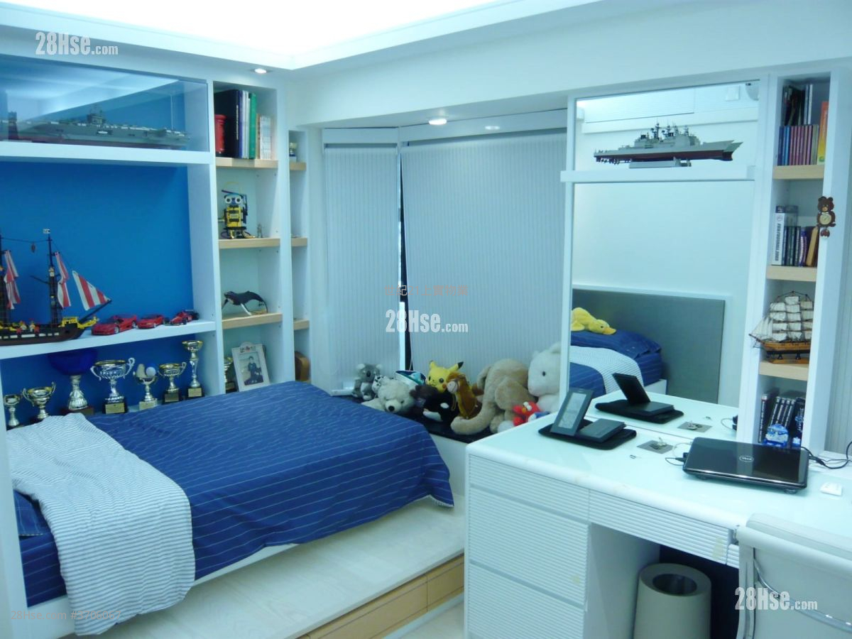 贺龙居 售盘 3 房 , 2 浴室 676 平方尺