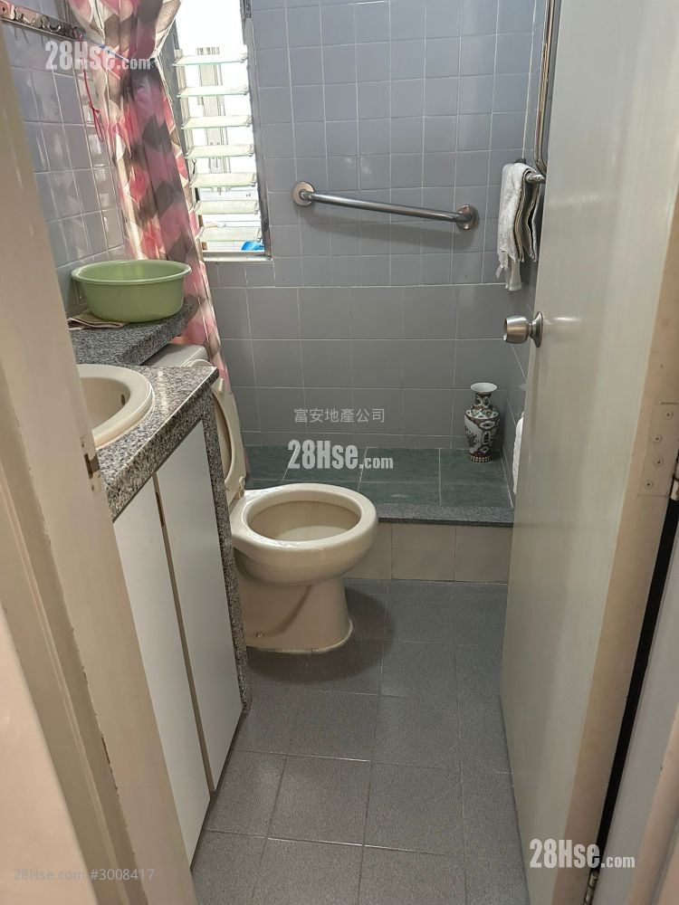 宝佩苑 售盘 3 房 , 1 浴室 554 平方尺