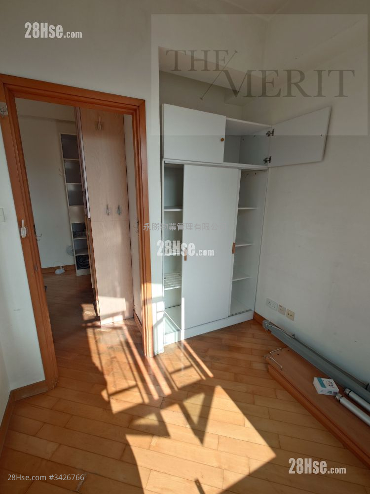 成龍居 售盤 1 房 , 1 浴室 316 平方呎