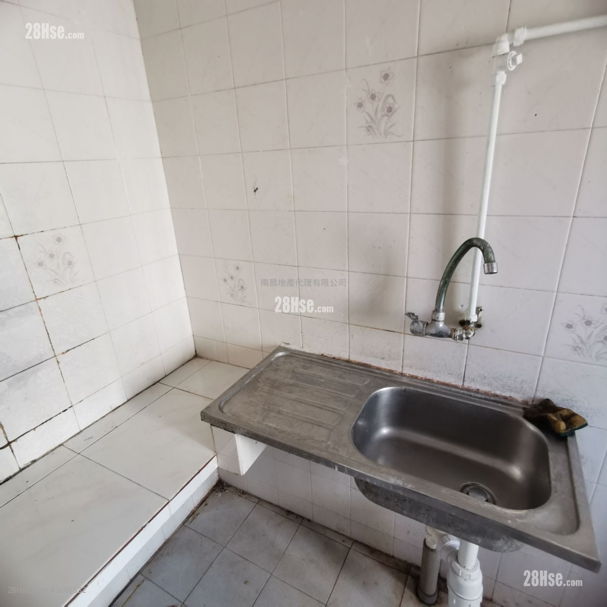 Tai Po Road Rental Studio , 1 Bathroom 100 ft²