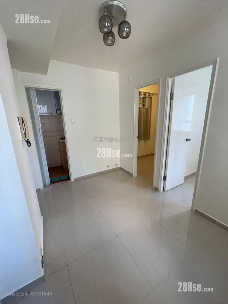 Yee Fu Building Sell 2 Bedrooms , 1 Bathroom 244 ft²