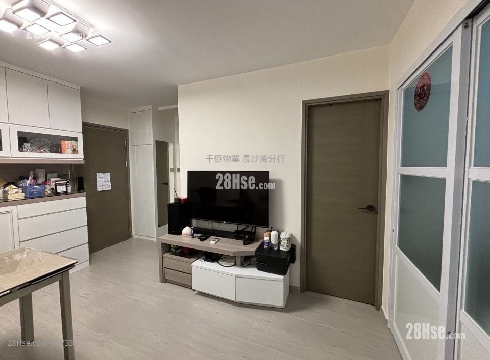 Lai Tsui Court Sell 2 Bedrooms , 1 Bathroom 379 ft²