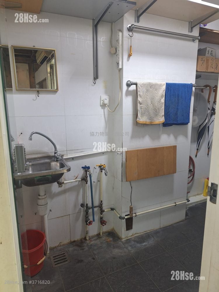 银辉楼 售盘 1 厕所