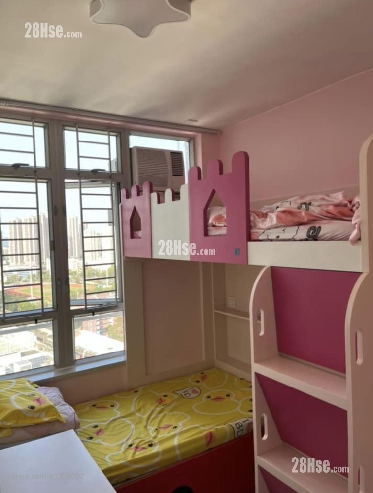 Kam Fai Court Sell 2 Bedrooms , 1 Bathroom 381 ft²