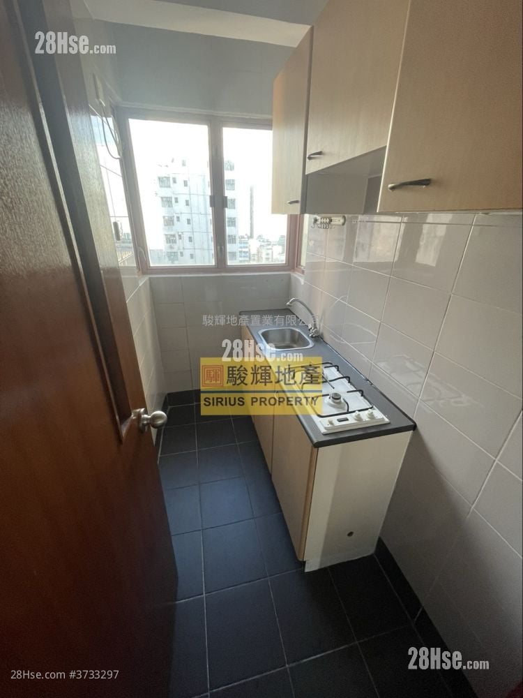 Orchid Court Rental 273 ft²