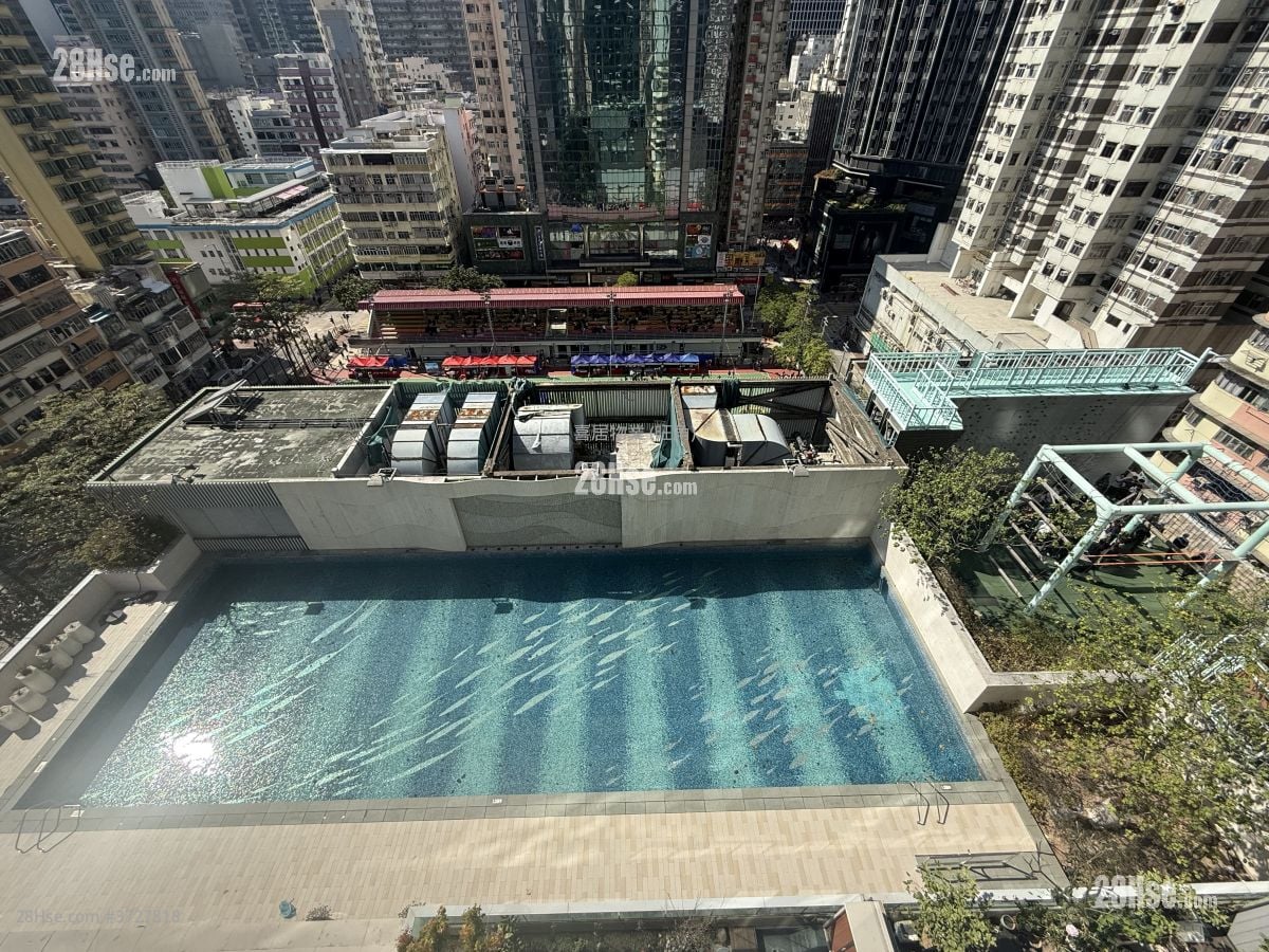 Macpherson Place Sell 1 Bedroom , 1 Bathroom 470 ft²