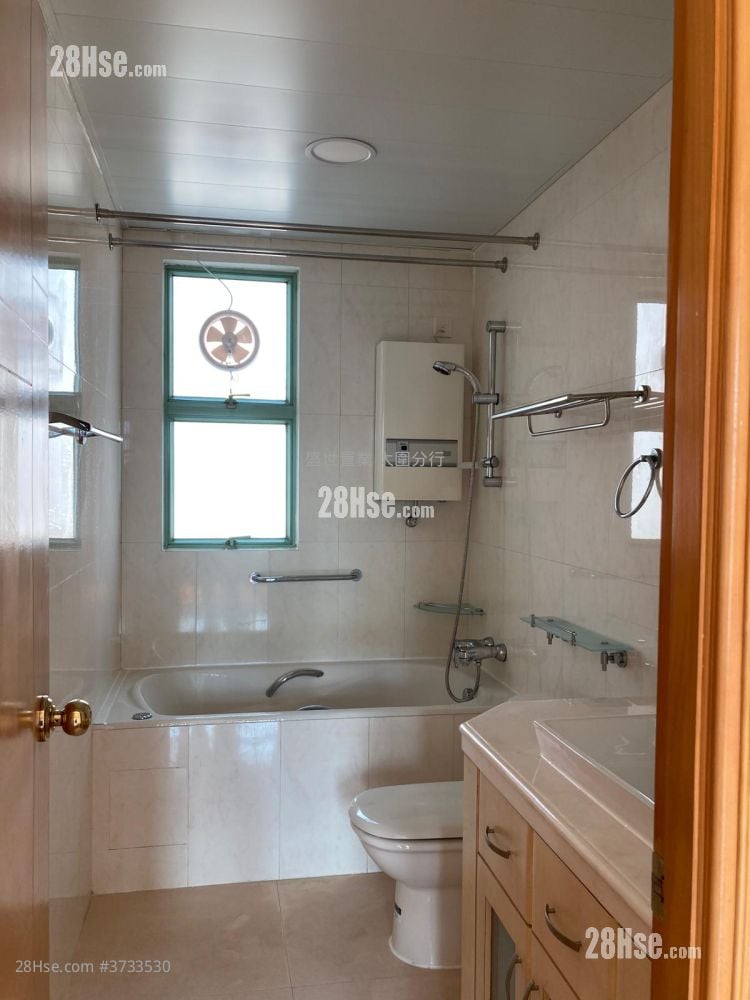 湖景花园 售盘 3 房 , 2 浴室 1,017 平方尺