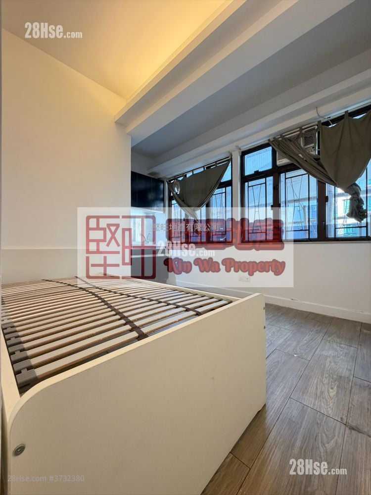 單幢樓房 租盤 開放式間隔 , 1 浴室 140 平方呎