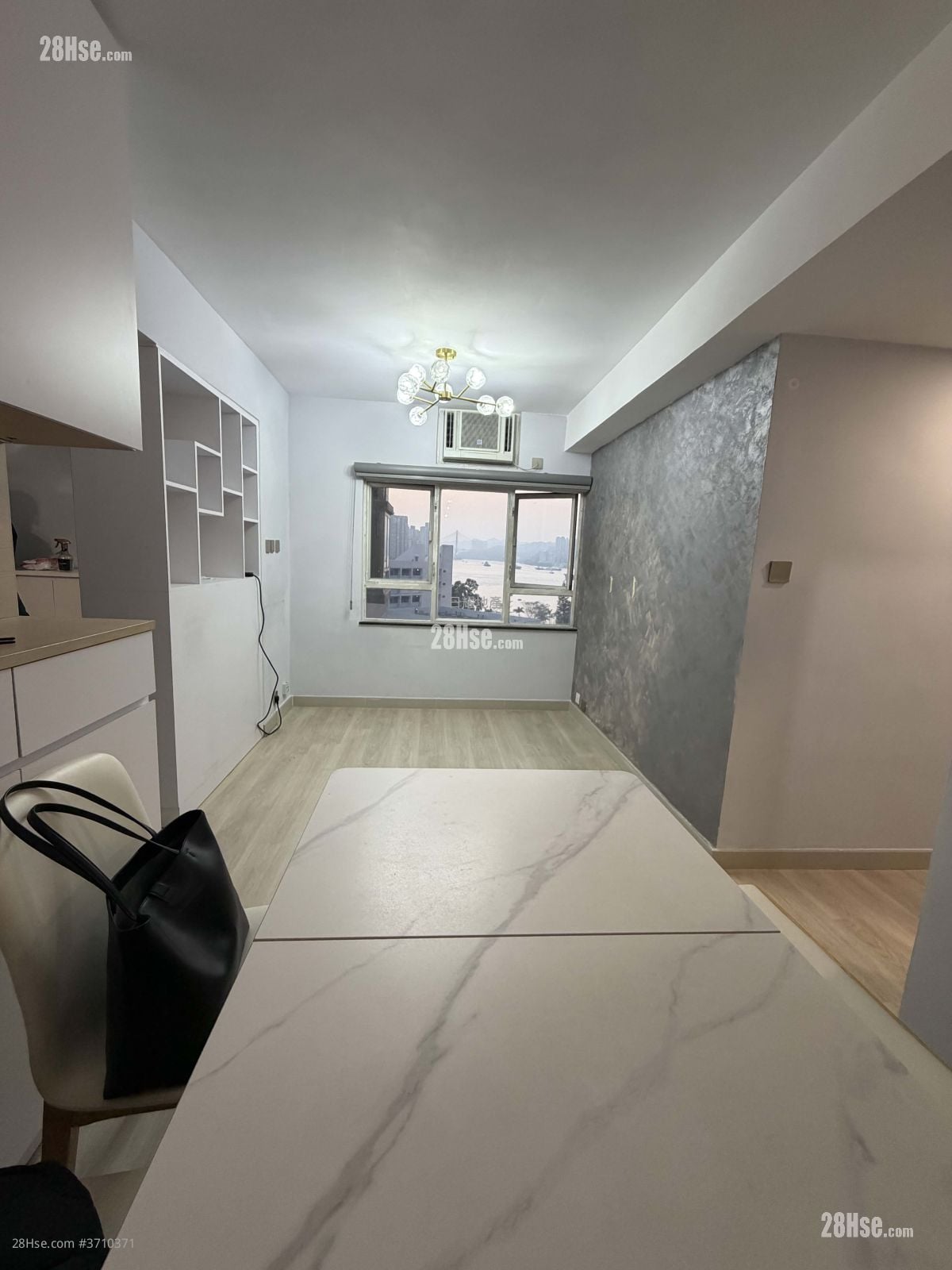 海湾花园 售盘 2 房 , 1 浴室 470 平方尺