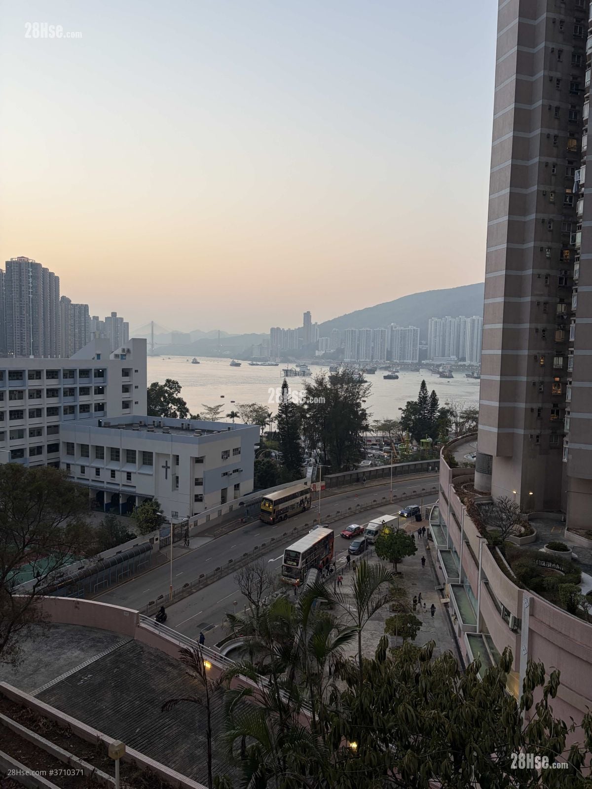 海湾花园 售盘 2 房 , 1 浴室 470 平方尺