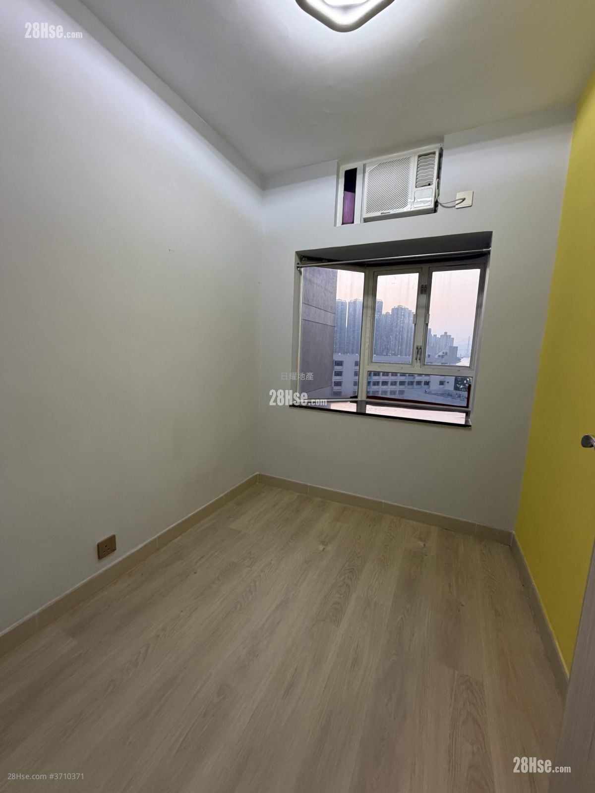 海湾花园 售盘 2 房 , 1 浴室 470 平方尺