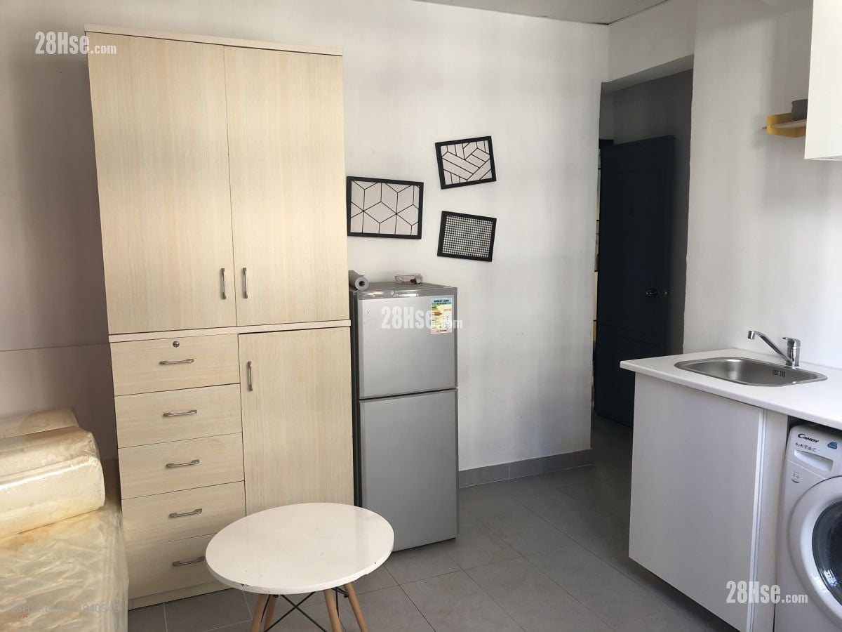 Kimbry Court Rental 1 Bathroom 150 ft²