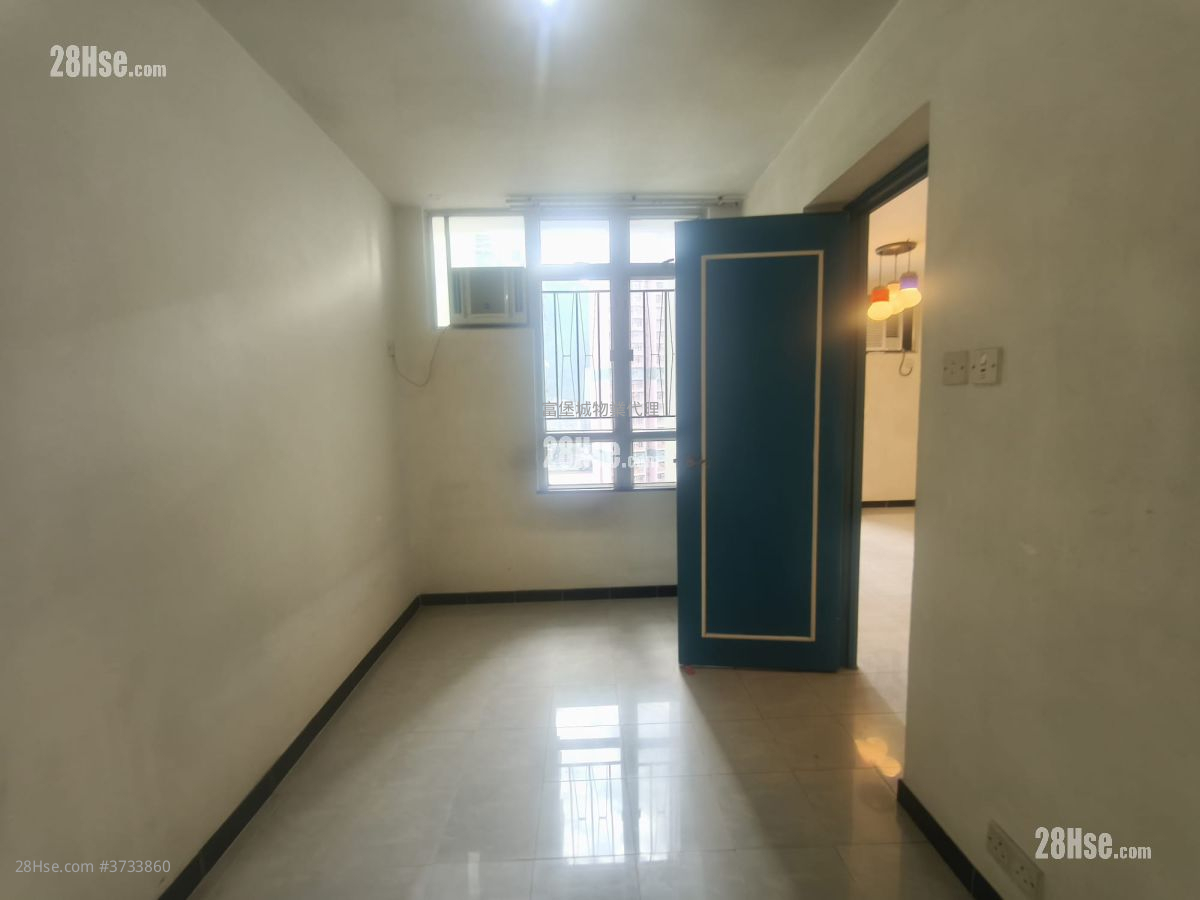 锦丰苑 售盘 2 房 , 1 浴室 536 平方尺