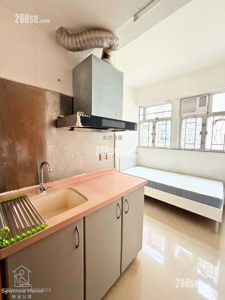 筲箕湾金华街5号4楼  租盘 开放式间隔 , 1 浴室 100 平方尺