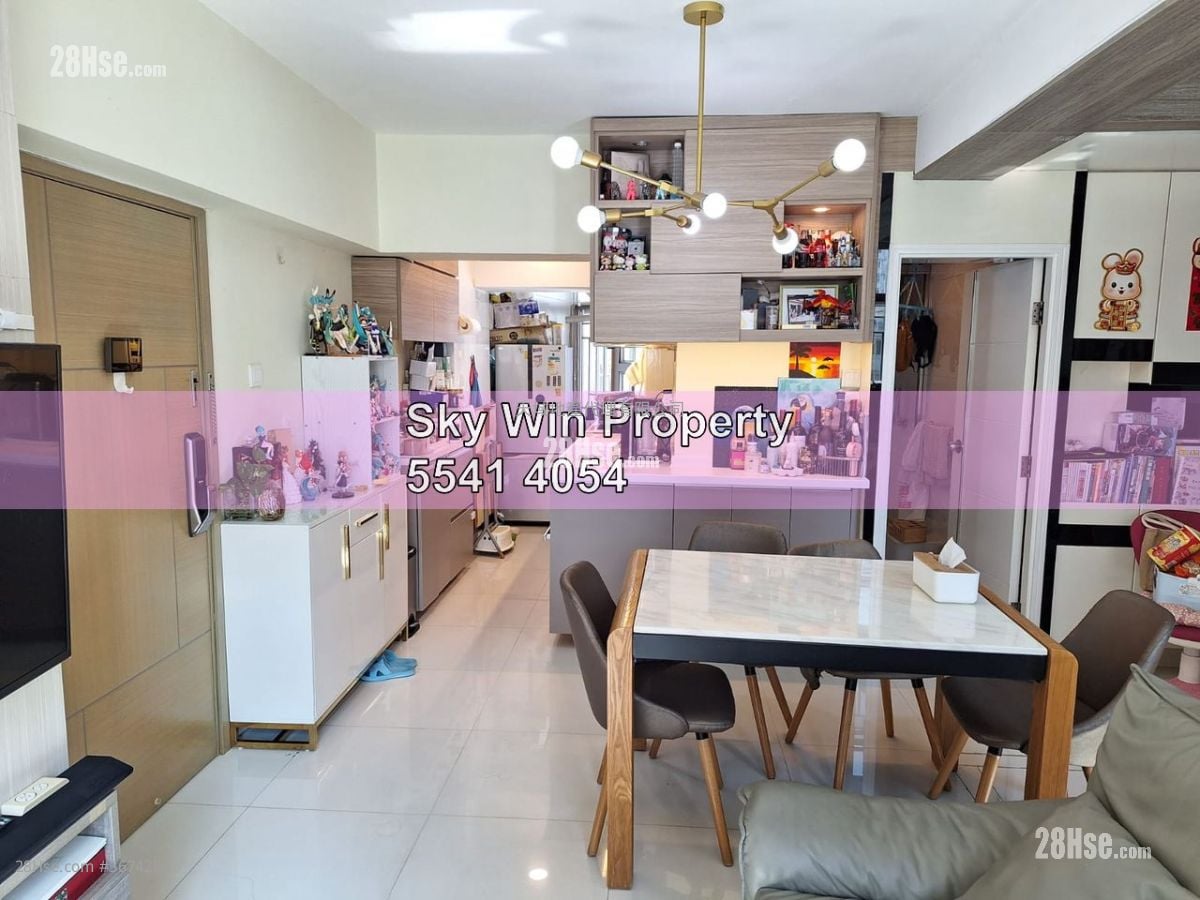 Maxim Mansion Sell 2 Bedrooms , 1 Bathroom 524 ft²