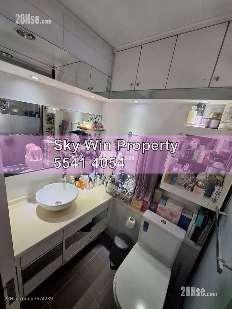 Maxim Mansion Sell 2 Bedrooms , 1 Bathroom 524 ft²