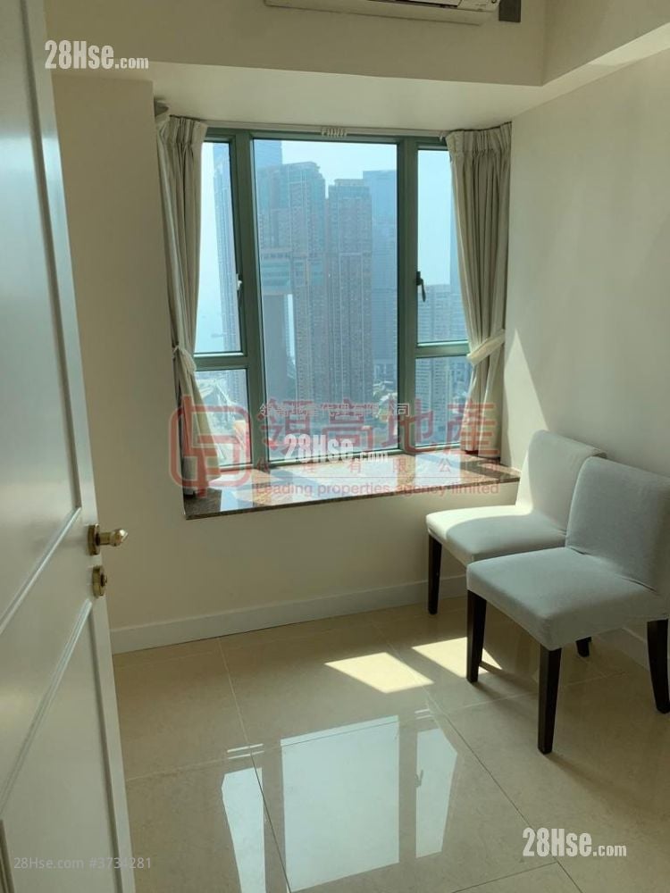 港景峰 售盘 2 房 , 1 浴室 537 平方尺