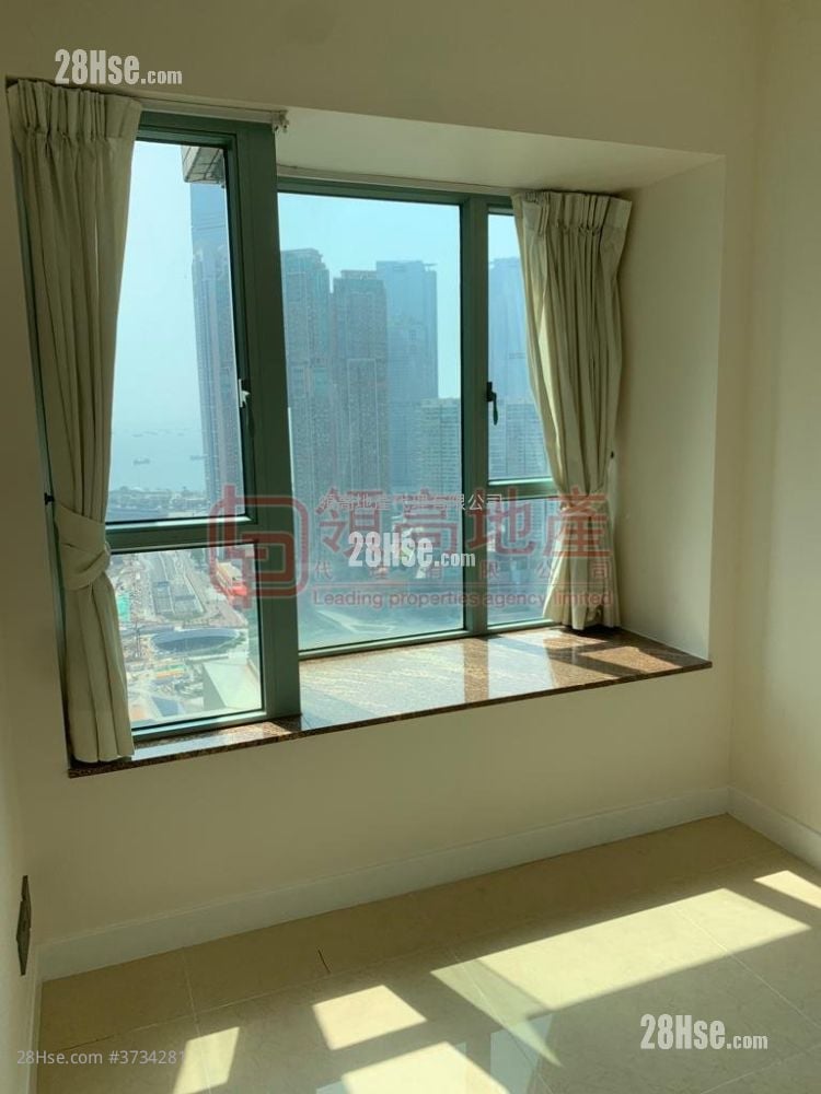 港景峰 售盘 2 房 , 1 浴室 537 平方尺