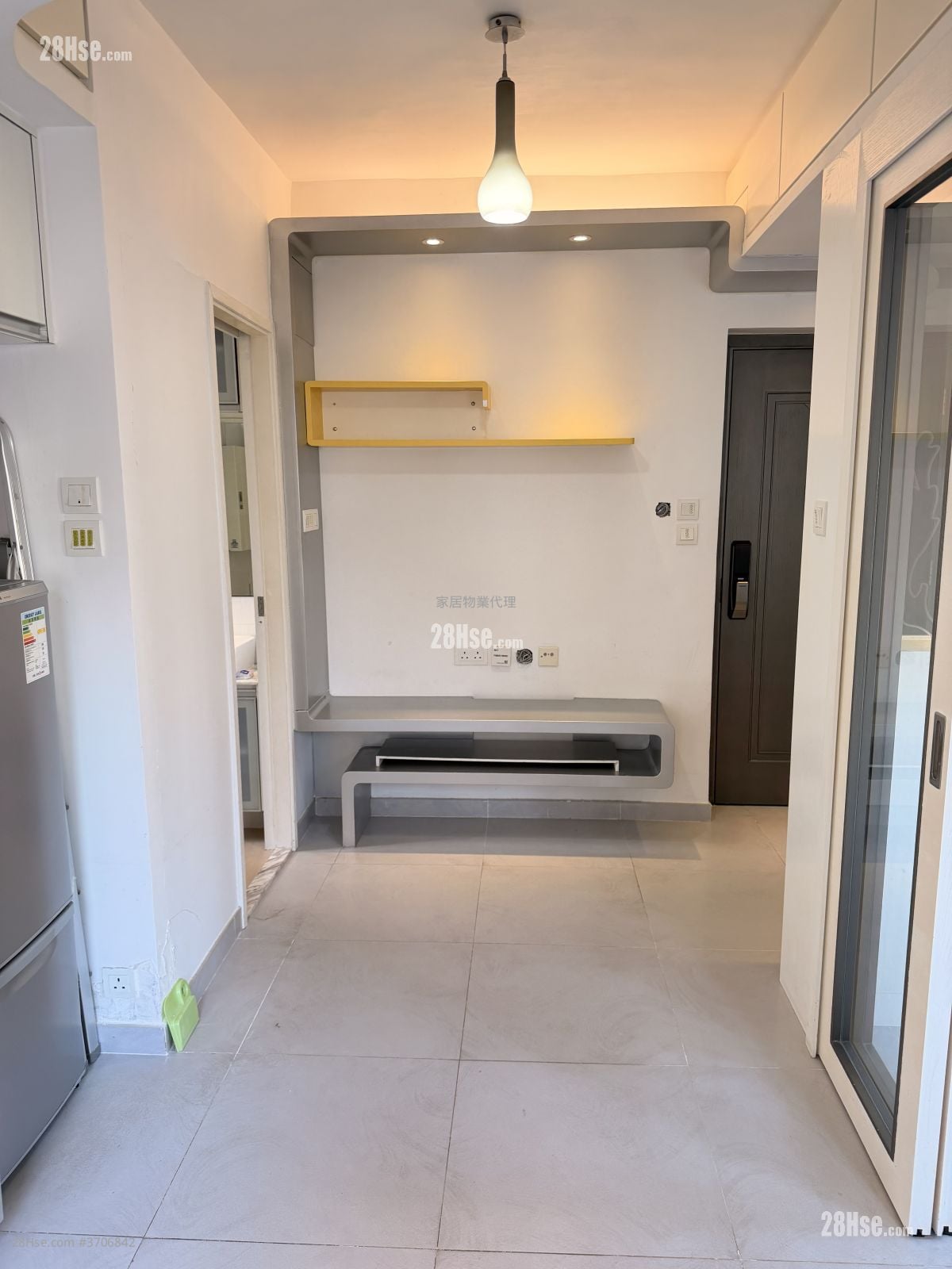 Siu Bo Mansion Sell 1 Bedroom , 1 Bathroom 242 ft²