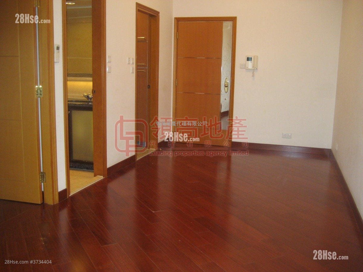 The Arch Sell 1 Bedroom , 1 Bathroom 400 ft²