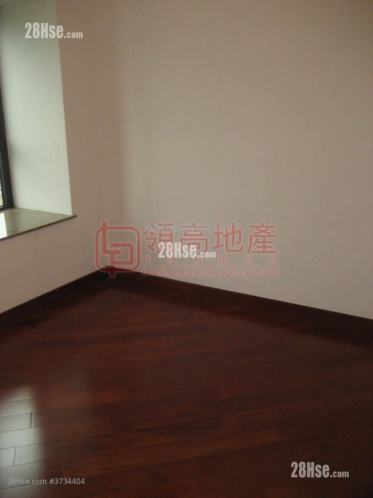 The Arch Sell 1 Bedroom , 1 Bathroom 400 ft²